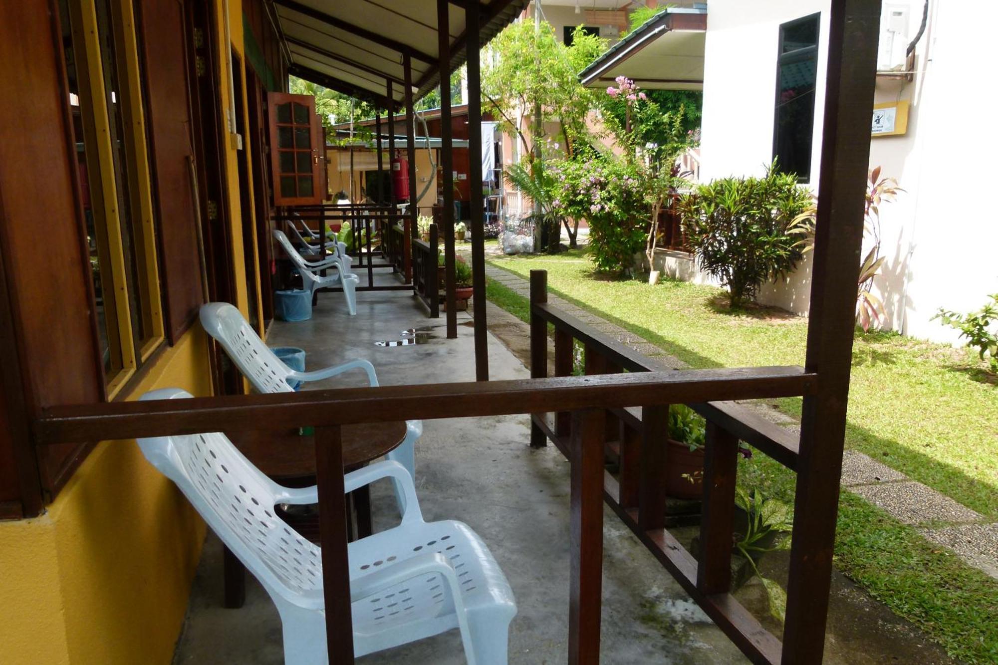 Cheers Garden Chalet Kampong Ayer Batang Exterior foto
